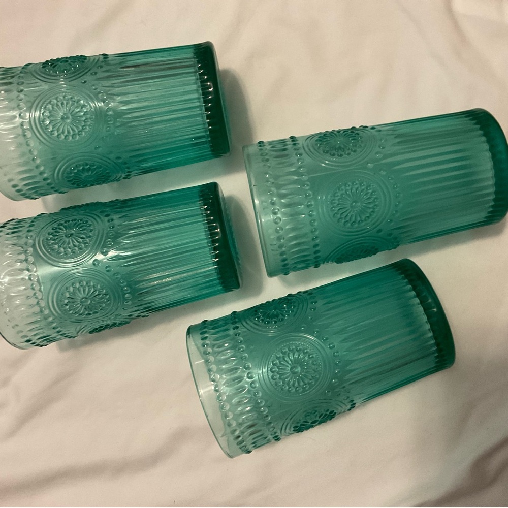 Pioneer Woman Set of Four Teal Glass Tumblers